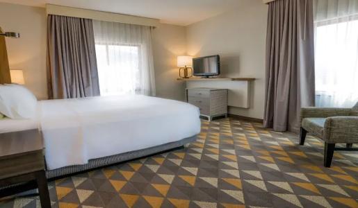 Holiday Inn, An Ihg - 158