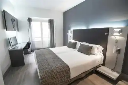 Petit Palace Plaza España - 0