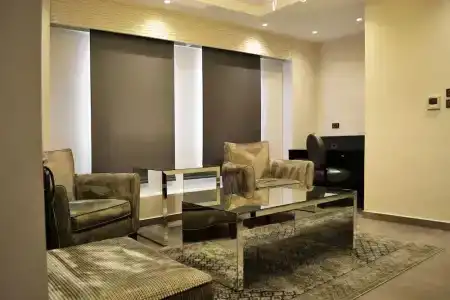 Ambassador, a Boutique - 82