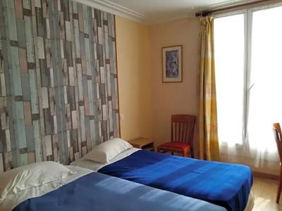 Hôtel Roi René - 33