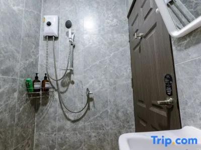 Diff Hostel - 100