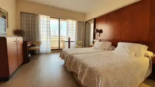 Royal Plaza - 5