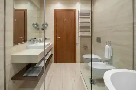CITYHOTEL - 60