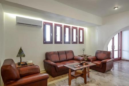Aeolis Boutique - 14
