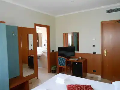 Riviera Airport, Sure Hotel Collection by Best Western - 57