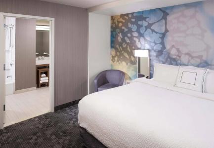 Courtyard by Marriott Alliance Town Center - 5