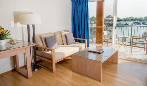 Cullen Bay Resorts - 78