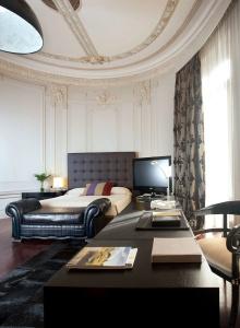 Savoy - 133