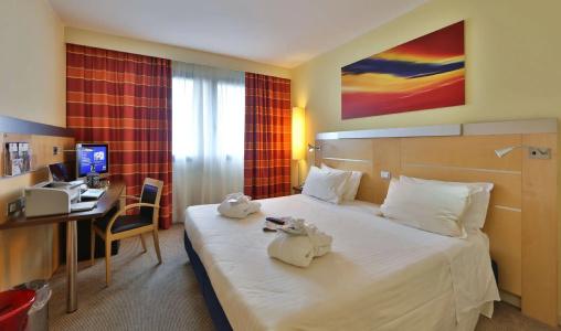Best Western Palace Inn - 18