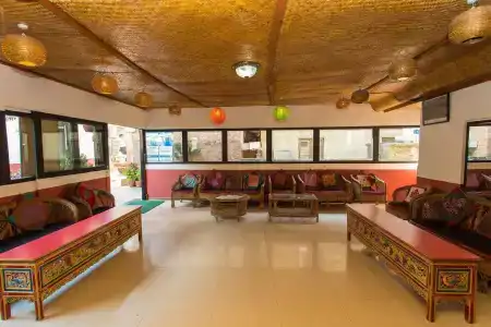 Thamel Eco - 1