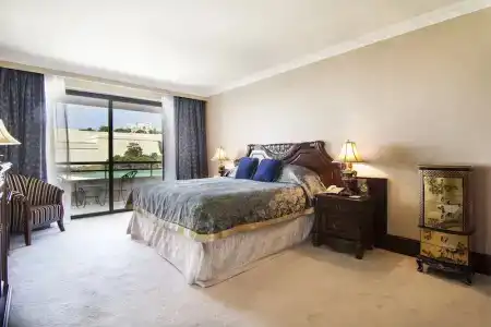 Grand Excelsior - 111