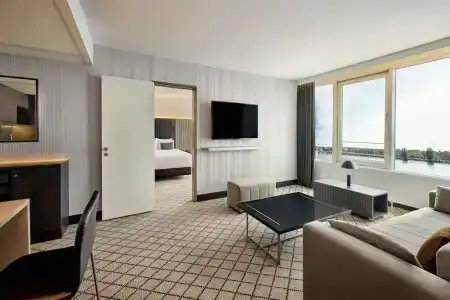 Courtyard by Marriott Hannover Maschsee - 46