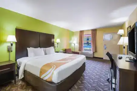 Quality Inn-Central Park Area - 54