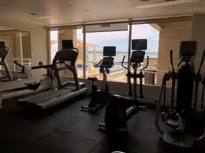 Rydges - 21