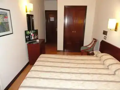 Compostela Vigo - 27