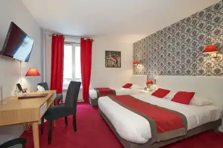 Logis hôTel Du ThéâTre - 63