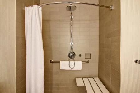 Hilton/Meadowvale - 50