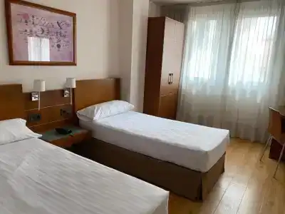 Duerming Longoria Plaza - 39
