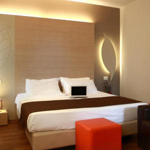 Colonne - Alihotels - 30