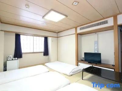 Inside Numazu Inter - 20