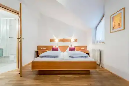 Badhaus - 1