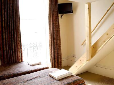 Palace Court - 3