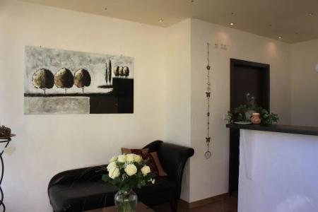 & Gästehaus Im Ziegelweg garni (Eintrittskarten für den EP über uns für jeden Tag erhältlich) - 1