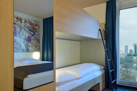 B&B Berlin Alexanderplatz - 40