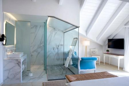 Alley Boutique and Spa - 47