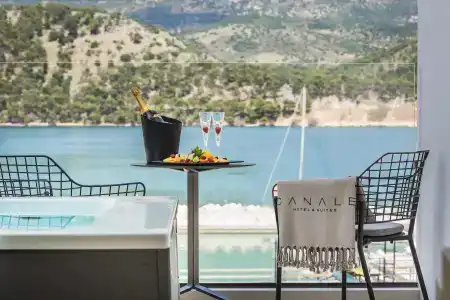 Canale & Suites - 174