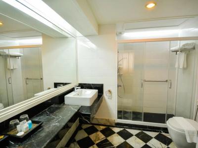 Courtyard By Marriott Phuket Town - Sha Extra Plus - 13