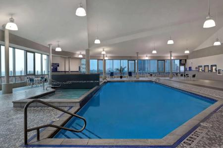 Embassy Suites by Hilton/ Fallsview - 19