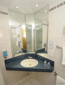 Holiday Inn Express Manchester - Salford Quays, An Ihg - 3
