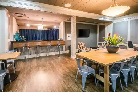 Best Western - 11