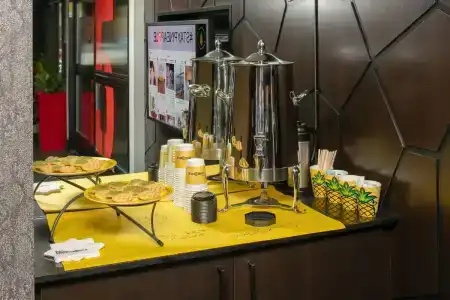 Staypineapple, Five, Downtown Seattle - 32