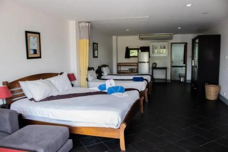 Deng's kamala beach Guesthouse - 26