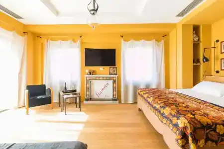Rarity Suites - 161