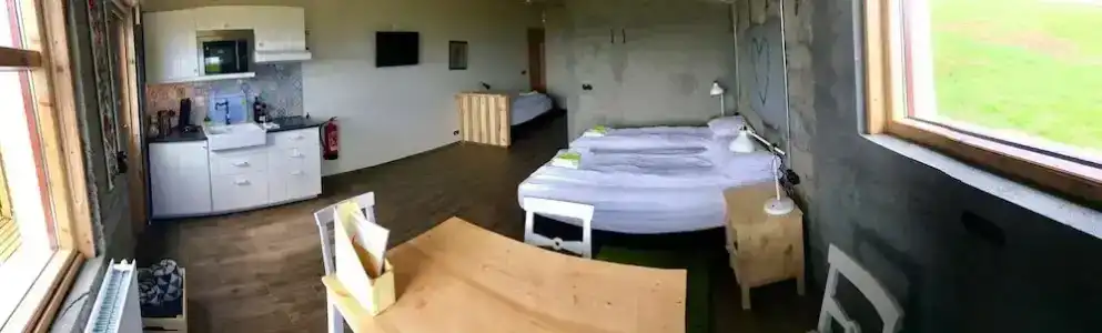 The Garage - 106