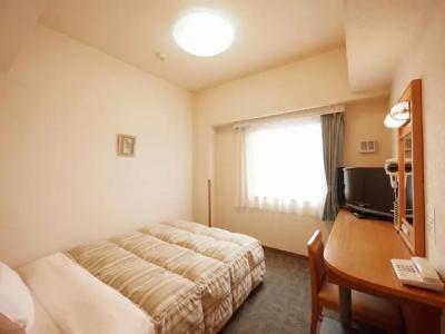 Route-Inn Nagaoka Inter - 63
