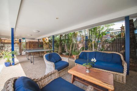 Cosmopolitan & Serviced Apartments - 1