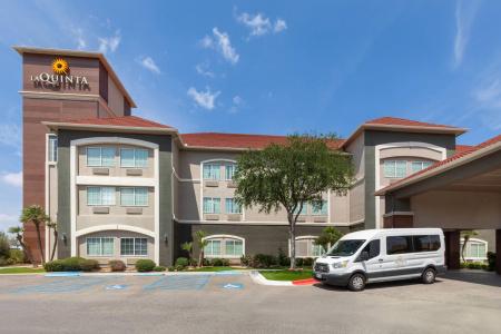 La Quinta by Wyndham Airport - 27