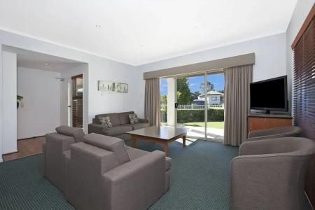 Comfort Inn & Northgate Airport - 90