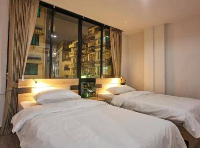 Le Bonheur Poshtel - 41