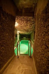 Alfa Cave - 14