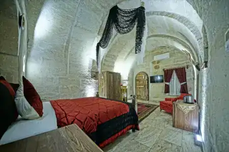 Maccan Cave - 24