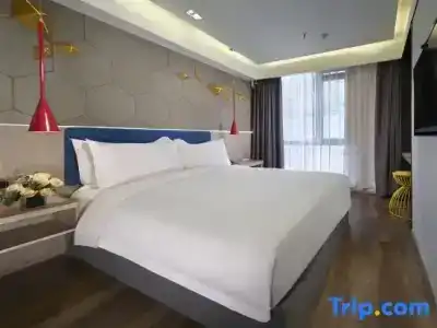 Jinglai (Shanghai Xujiahui) - 64