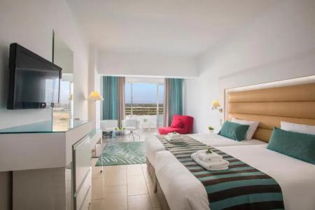 Leonardo Cypria Bay - 74