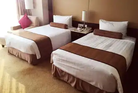 Howard Johnson Huaihai - 2