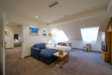 HiLight Suites - 31