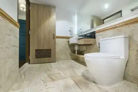 The Posh Phayathai - 45